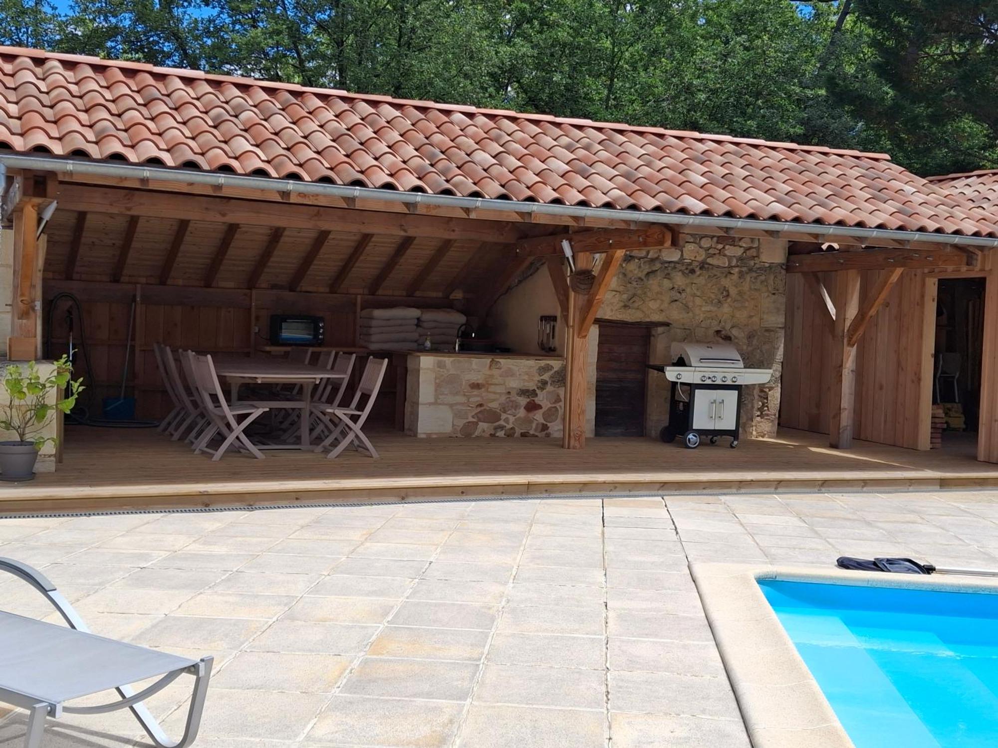 Aux Blanches Pierres Apartment Fumel Bagian luar foto