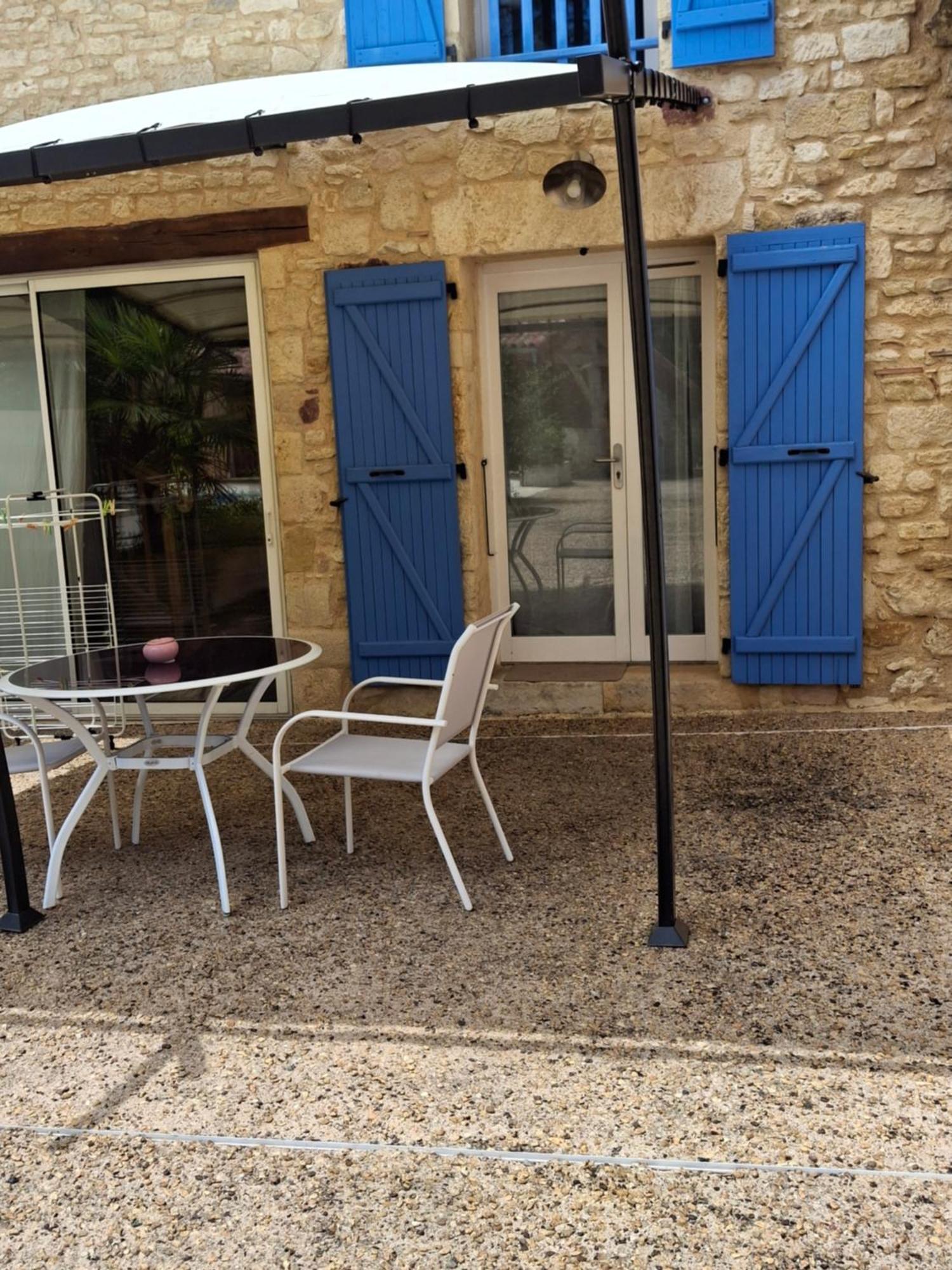 Aux Blanches Pierres Apartment Fumel Bagian luar foto