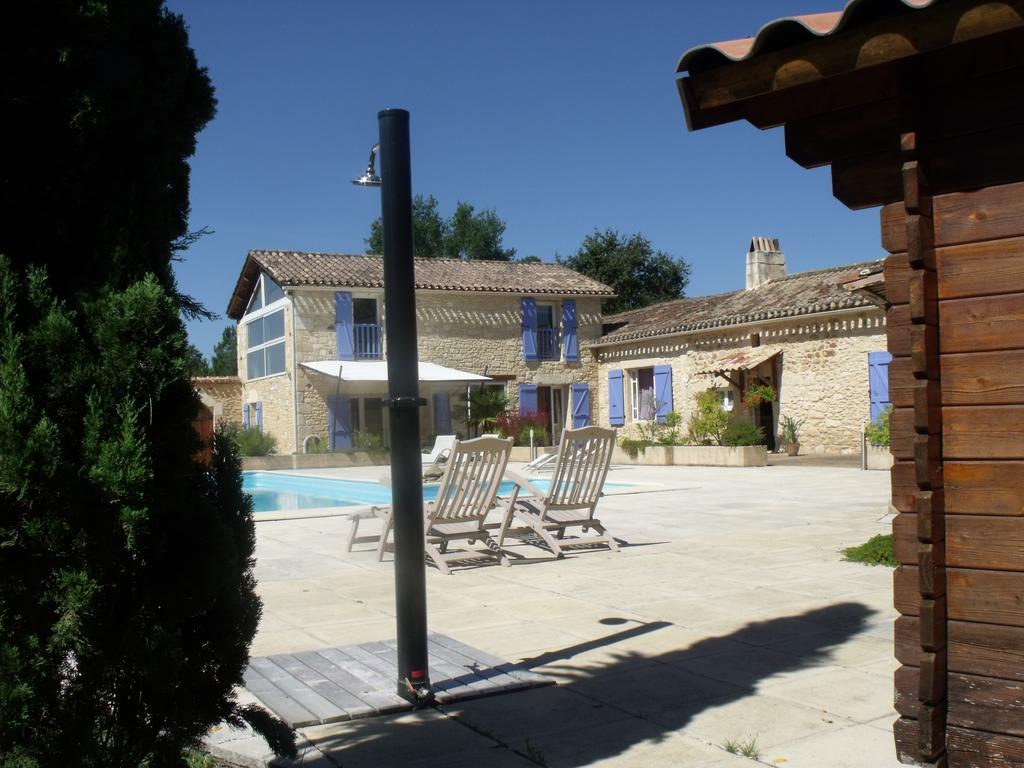 Aux Blanches Pierres Apartment Fumel Bagian luar foto